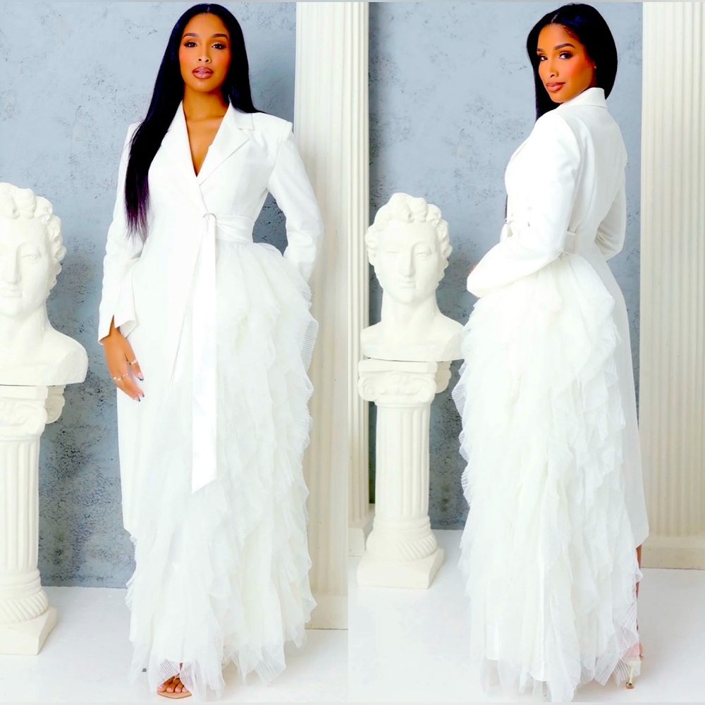 NWT Classic and Sassy!